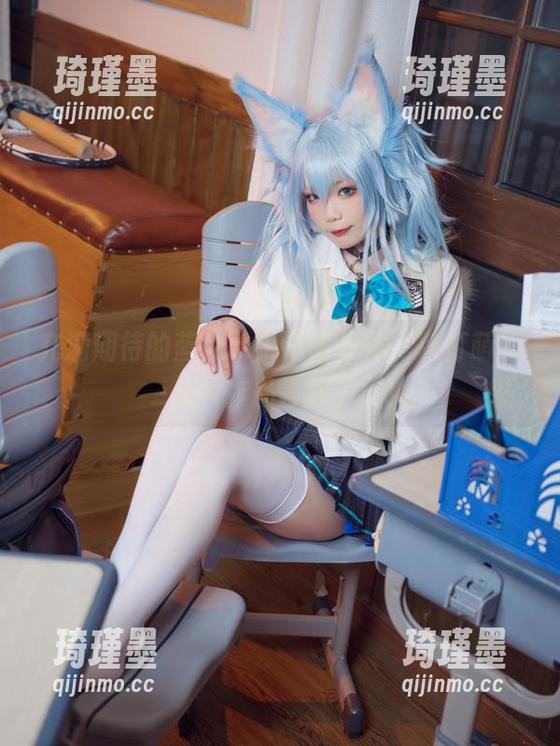 充满期待的蓝色水手透明分体，铁打萌萌_moi作品等你下载！