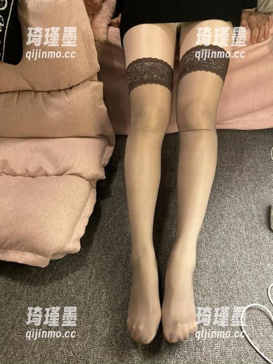 微密圈 - “雅雅的气质呀”这套旗袍图包，果然是挑战了我审美的极限，不得不佩服