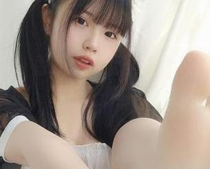 泳池奇遇，香川澪的无圣光合集——这波可乐拿好，不小心溅一身水可不好！