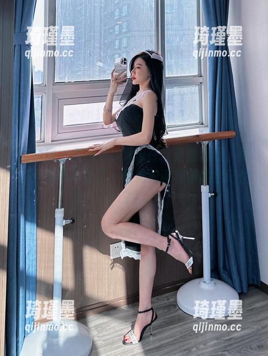 微密圈 - 黎允熙baby在教室里留影，更新：书本不见了，但她的课程被我全记住了！